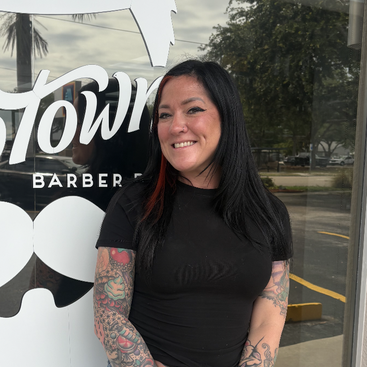 Stephanie, Barber at Uptown Barbershop in St. Petersburg, FL